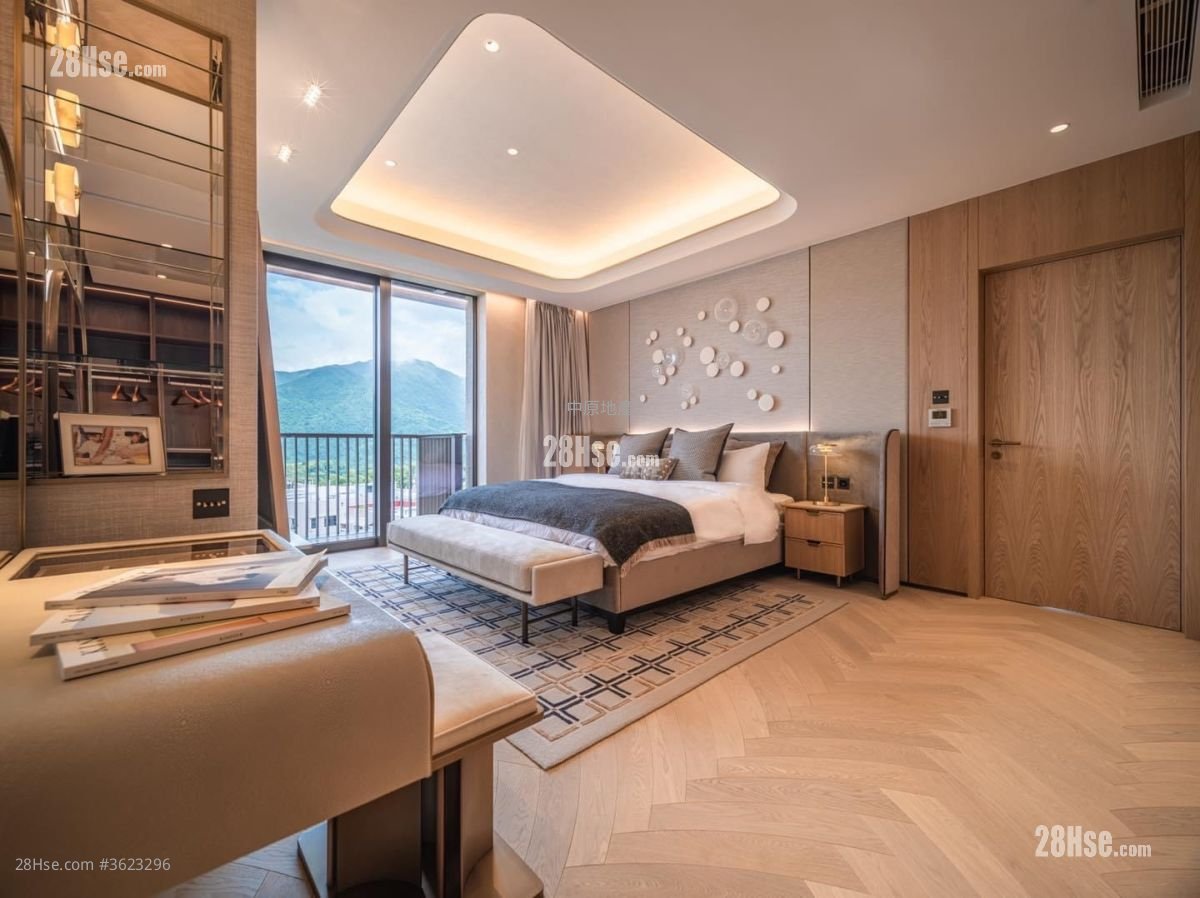 Villa Lucca Sell 4 Bedrooms 1,475 ft² Villa Lucca Sell 4 Bedrooms 1,475 ft²