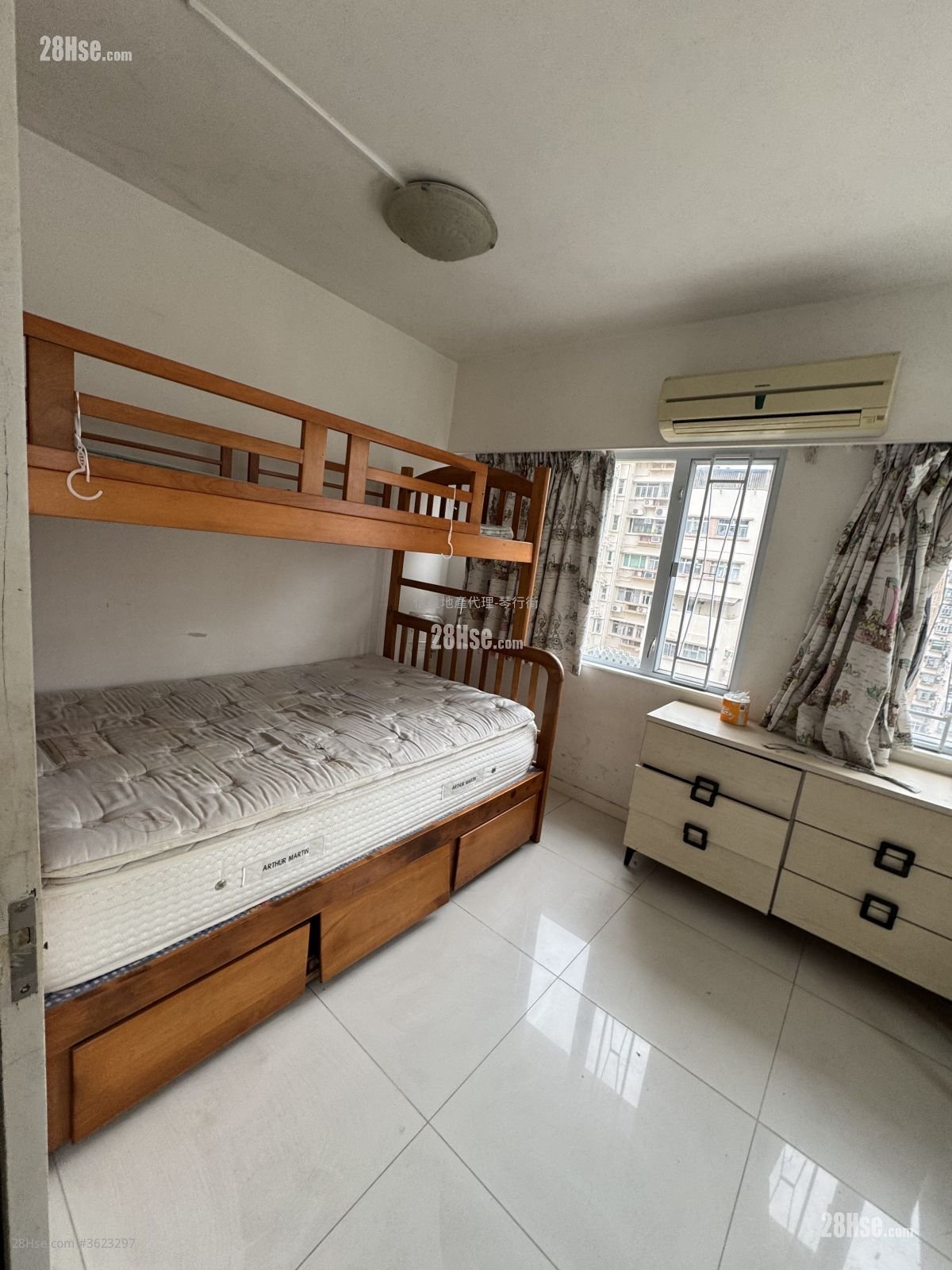 Ching Wah Building Rental 2 Bedrooms , 1 Bathroom 438 ft² Ching Wah Building Rental 2 Bedrooms , 1 Bathroom 438 ft²