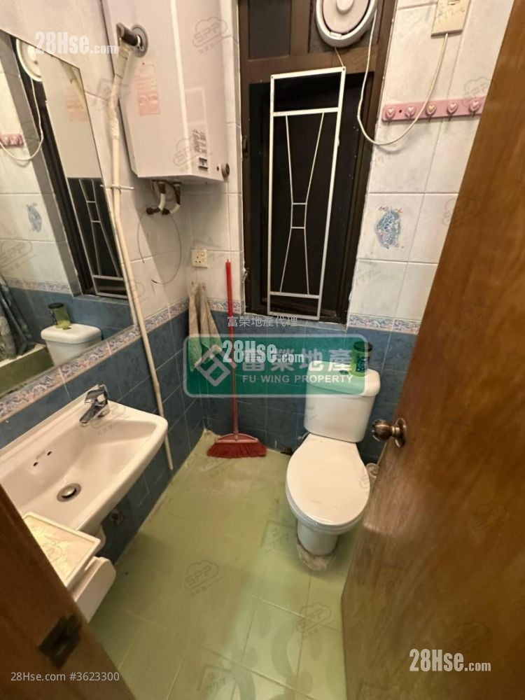 Kam Yu Building Rental 2 Bedrooms , 1 Bathroom 370 ft² Kam Yu Building Rental 2 Bedrooms , 1 Bathroom 370 ft²
