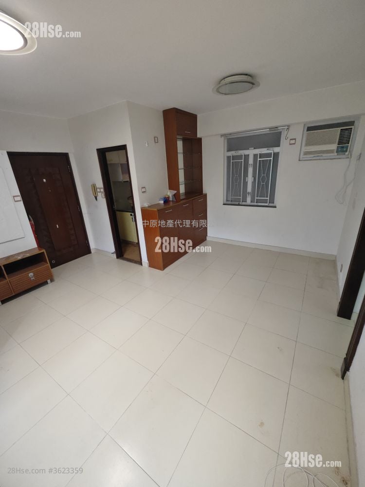 Tsuen King Garden Sell 3 Bedrooms 577 ft²