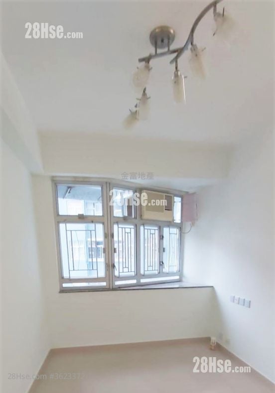 Walton Estate Rental 2 Bedrooms 434 ft² Walton Estate Rental 2 Bedrooms 434 ft²