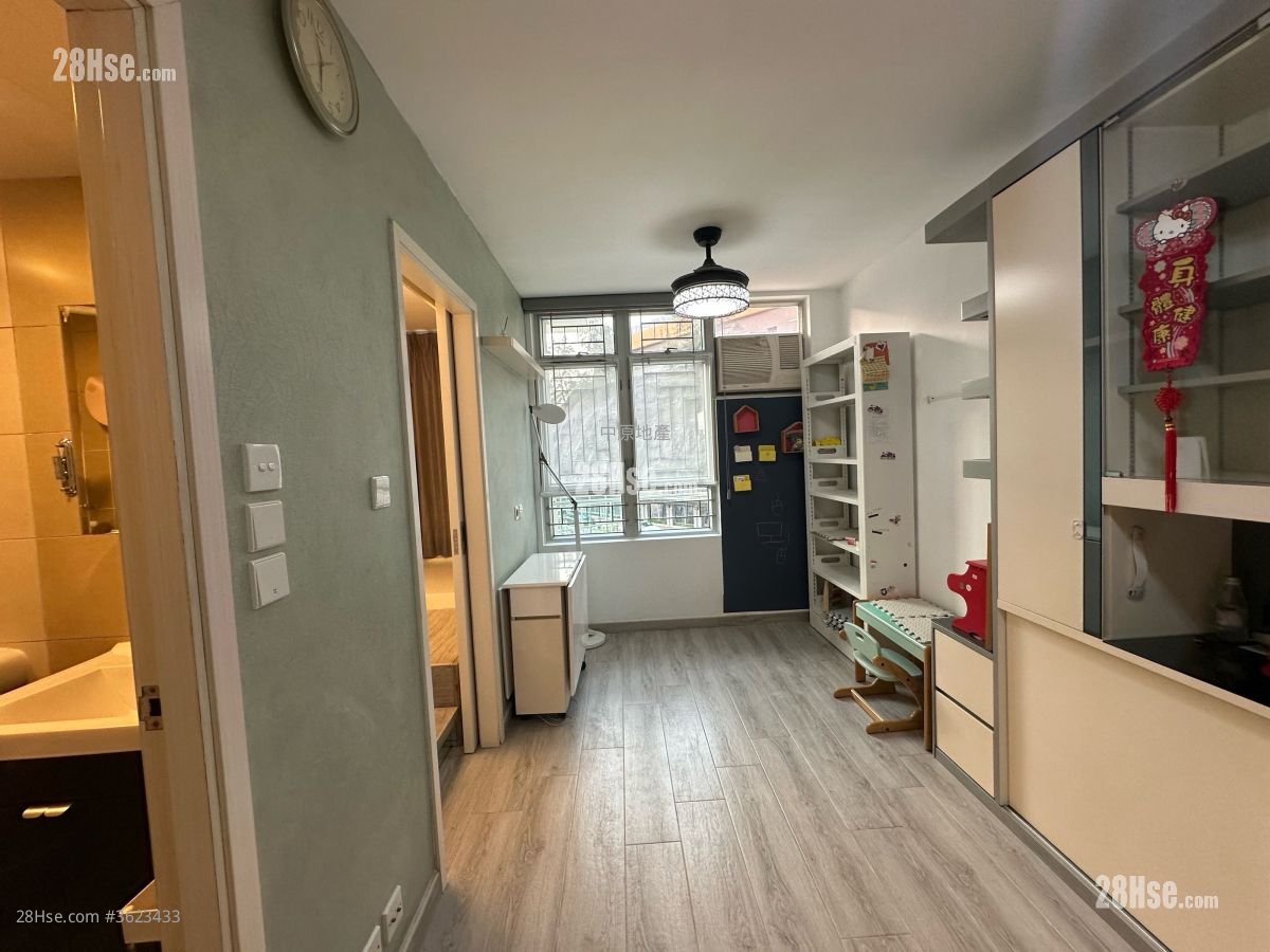 青俊苑 售盤 2 房 436 平方呎 青俊苑 售盤 2 房 436 平方呎