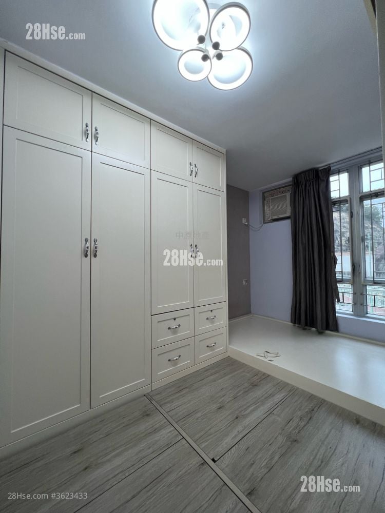 青俊苑 售盤 2 房 436 平方呎 青俊苑 售盤 2 房 436 平方呎