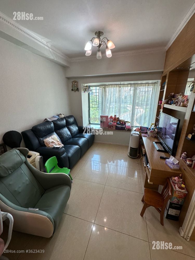 Rambler Crest Sell 2 Bedrooms 485 ft² Rambler Crest Sell 2 Bedrooms 485 ft²