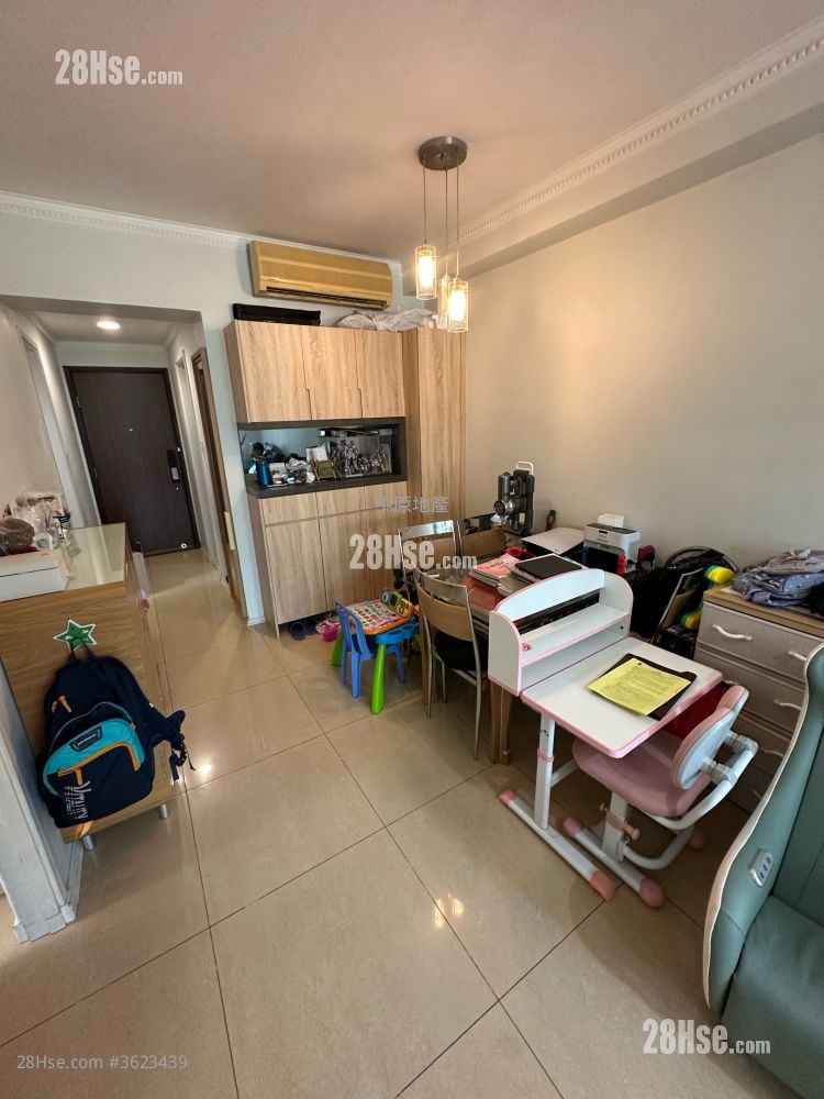 Rambler Crest Sell 2 Bedrooms 485 ft² Rambler Crest Sell 2 Bedrooms 485 ft²