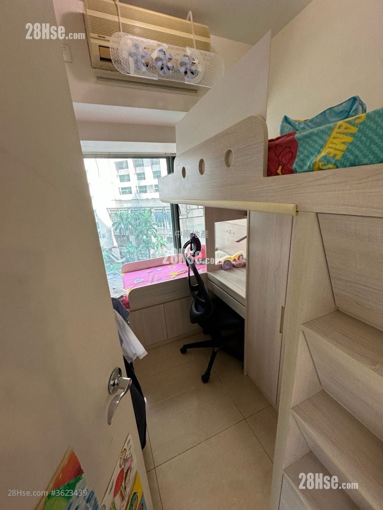 Rambler Crest Sell 2 Bedrooms 485 ft² Rambler Crest Sell 2 Bedrooms 485 ft²