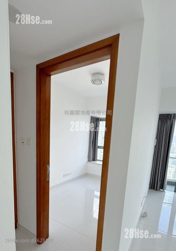 君臨天下 租盤 2 房 , 2 浴室 804 平方呎 君臨天下 租盤 2 房 , 2 浴室 804 平方呎