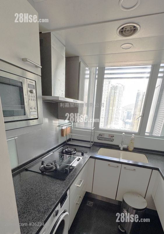 君臨天下 租盤 2 房 , 2 浴室 804 平方呎 君臨天下 租盤 2 房 , 2 浴室 804 平方呎