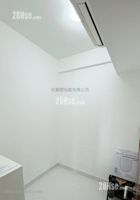 君臨天下 租盤 2 房 , 2 浴室 804 平方呎 君臨天下 租盤 2 房 , 2 浴室 804 平方呎