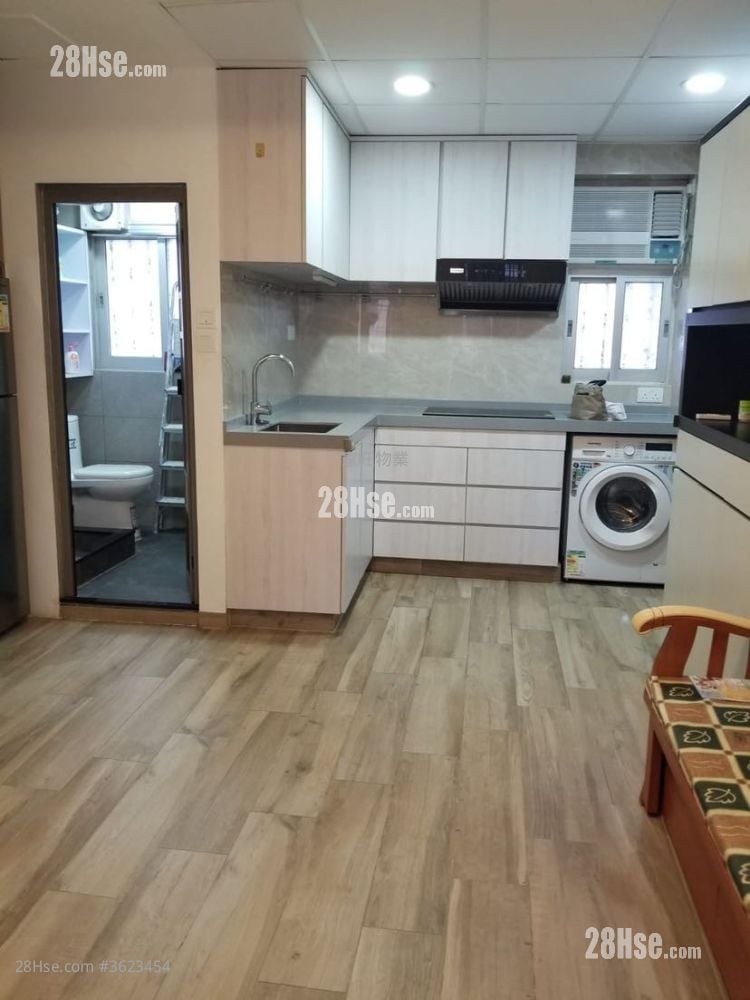 龍基大廈 租盤 2 房 , 1 浴室 338 平方呎