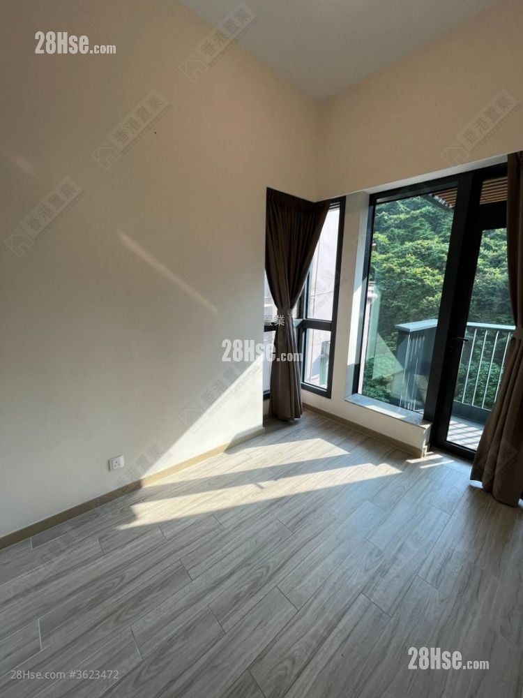 Novum East Rental 3 Bedrooms , 1 Bathroom 451 ft² Novum East Rental 3 Bedrooms , 1 Bathroom 451 ft²