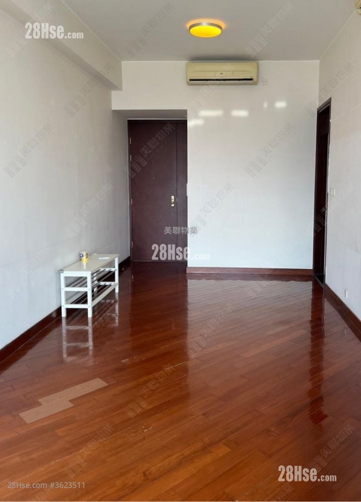 一号银海 售盘 3 房 , 1 浴室 746 平方尺 一号银海 售盘 3 房 , 1 浴室 746 平方尺