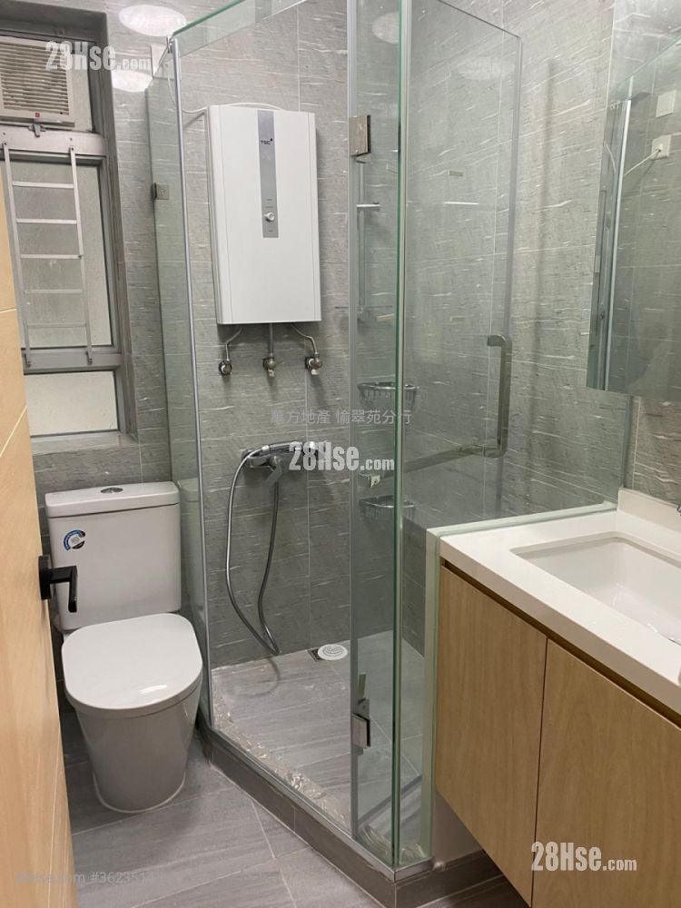 Choi Wo Court Sell 2 Bedrooms , 1 Bathroom 477 ft² Choi Wo Court Sell 2 Bedrooms , 1 Bathroom 477 ft²