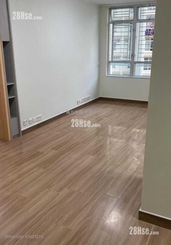 Choi Wo Court Sell 2 Bedrooms , 1 Bathroom 477 ft² Choi Wo Court Sell 2 Bedrooms , 1 Bathroom 477 ft²