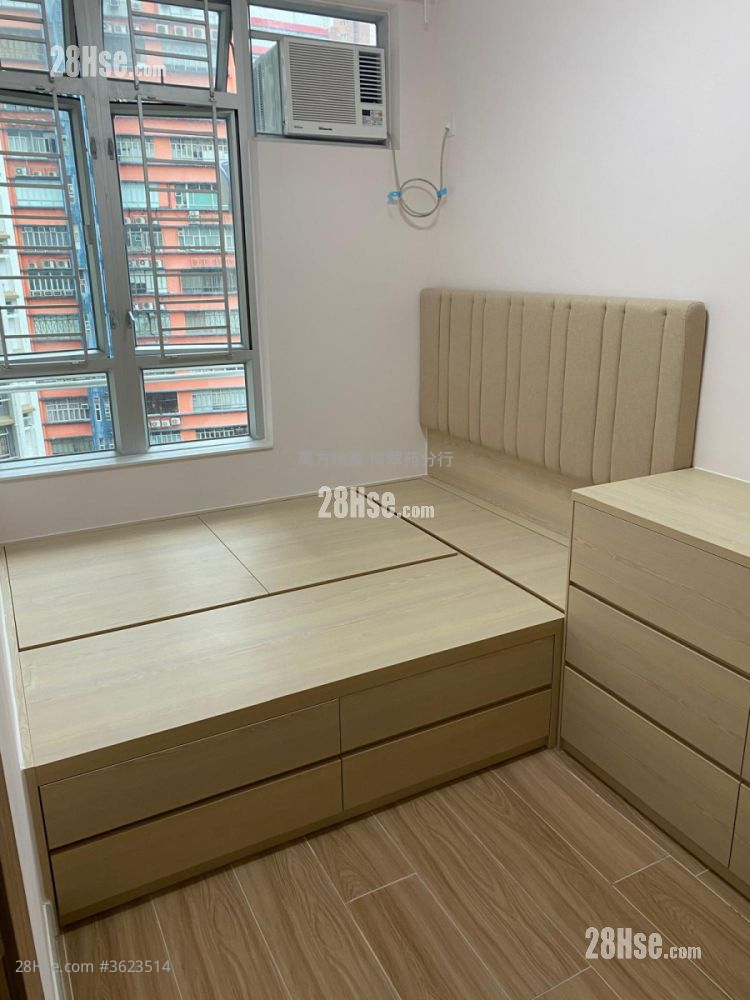 Choi Wo Court Sell 2 Bedrooms , 1 Bathroom 477 ft² Choi Wo Court Sell 2 Bedrooms , 1 Bathroom 477 ft²