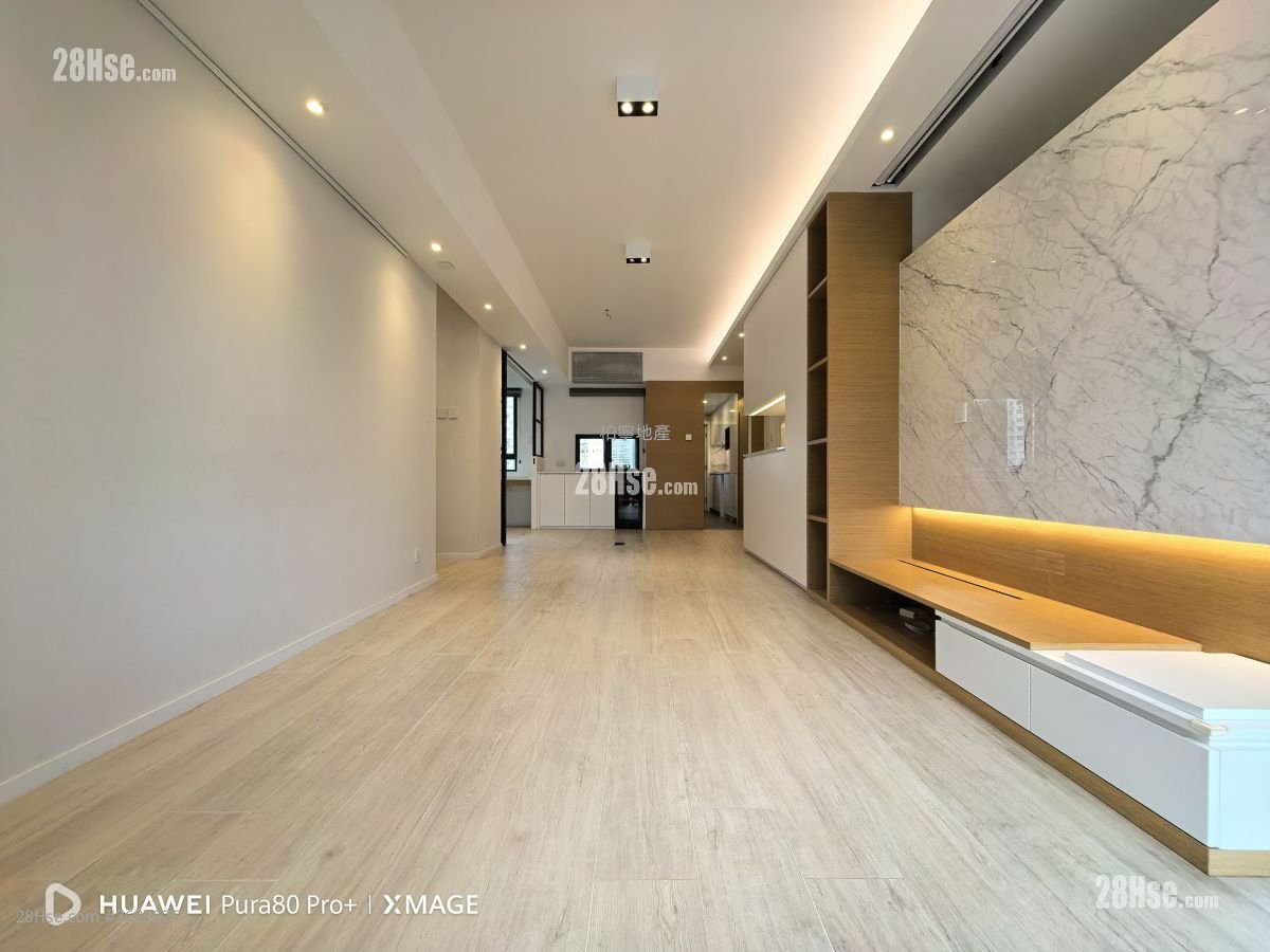 Yukon Heights Rental 3 Bedrooms , 2 Bathrooms 1,001 ft² Yukon Heights Rental 3 Bedrooms , 2 Bathrooms 1,001 ft²