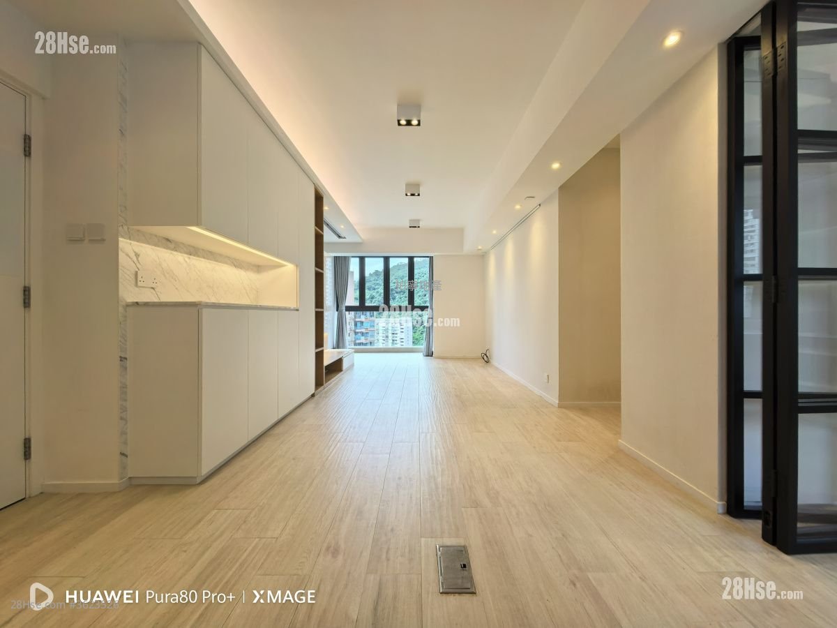 Yukon Heights Rental 3 Bedrooms , 2 Bathrooms 1,001 ft² Yukon Heights Rental 3 Bedrooms , 2 Bathrooms 1,001 ft²