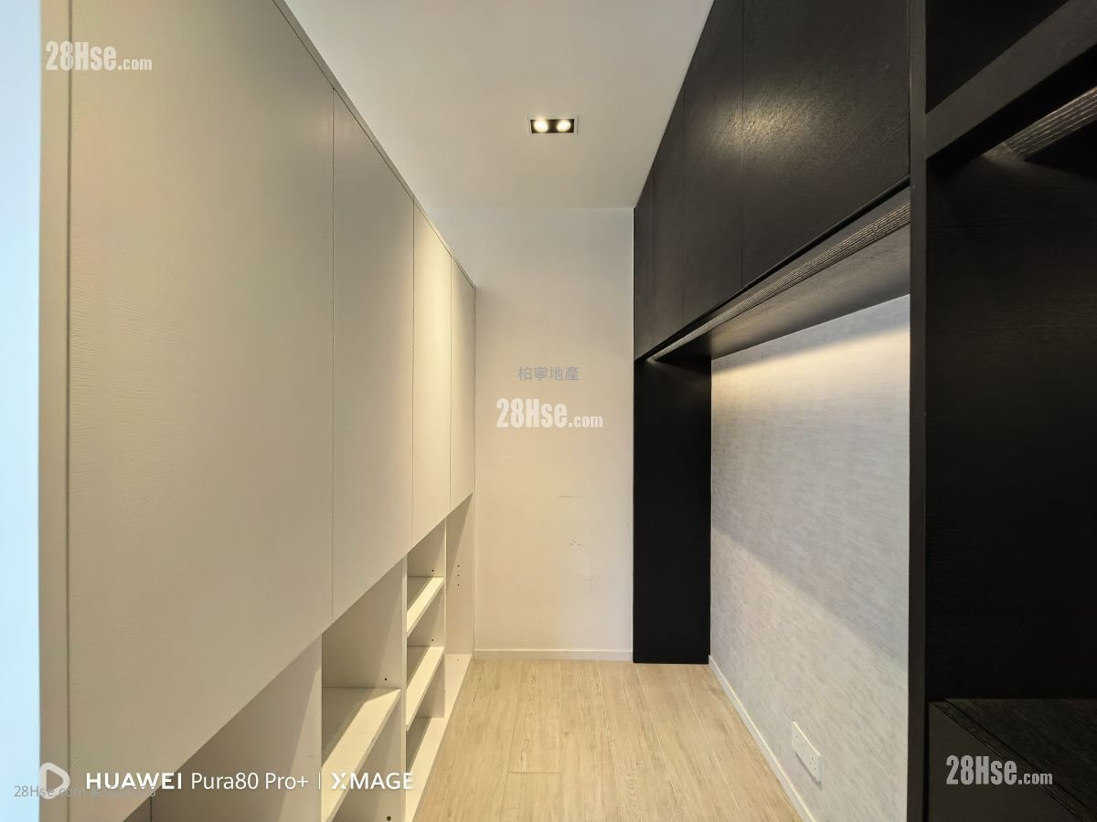 Yukon Heights Rental 3 Bedrooms , 2 Bathrooms 1,001 ft² Yukon Heights Rental 3 Bedrooms , 2 Bathrooms 1,001 ft²