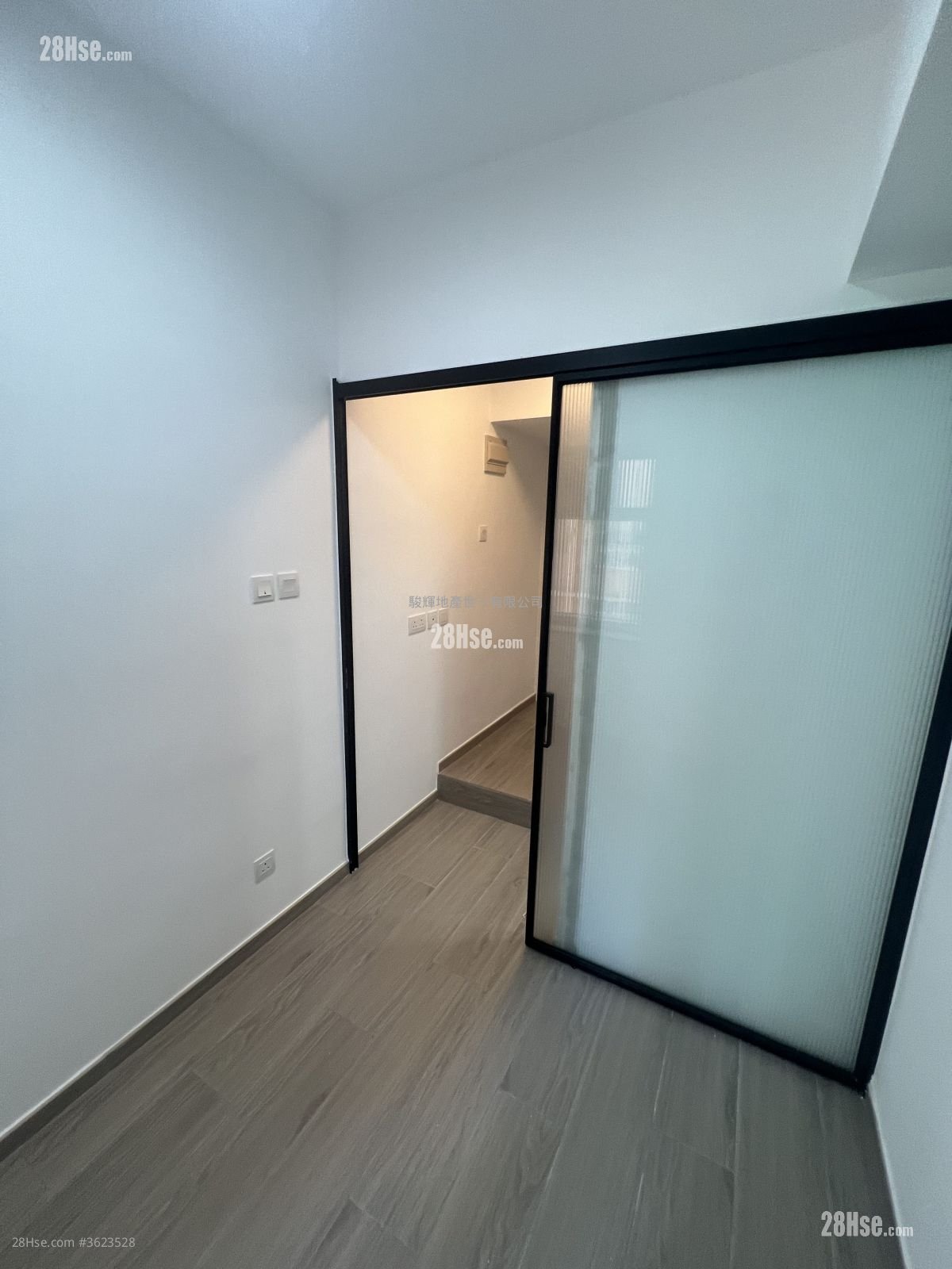 Maylun Apartments Rental 1 Bedroom , 1 Bathroom 150 ft² Maylun Apartments Rental 1 Bedroom , 1 Bathroom 150 ft²