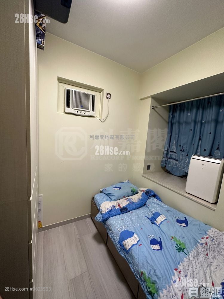 Elegant Garden Sell 2 Bedrooms 404 ft² Elegant Garden Sell 2 Bedrooms 404 ft²