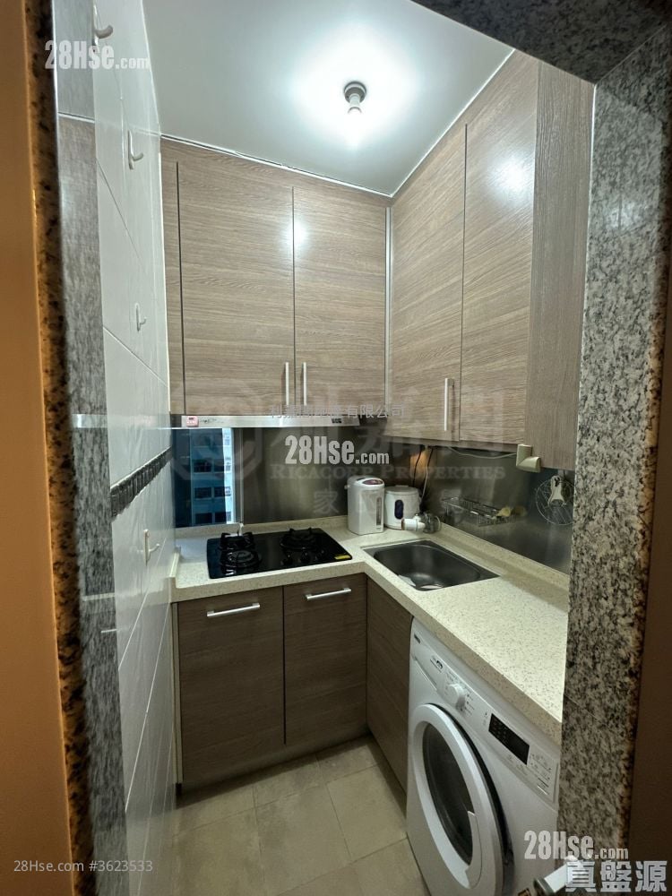 Elegant Garden Sell 2 Bedrooms 404 ft² Elegant Garden Sell 2 Bedrooms 404 ft²