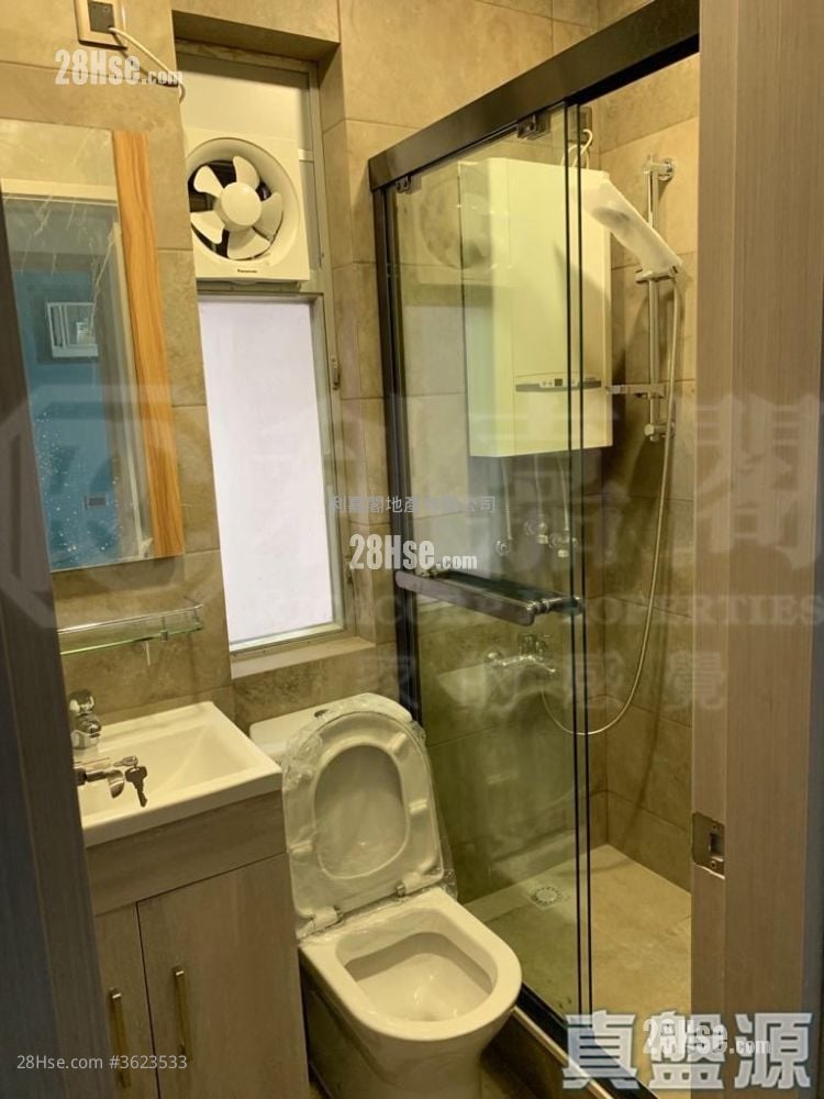 Elegant Garden Sell 2 Bedrooms 404 ft² Elegant Garden Sell 2 Bedrooms 404 ft²