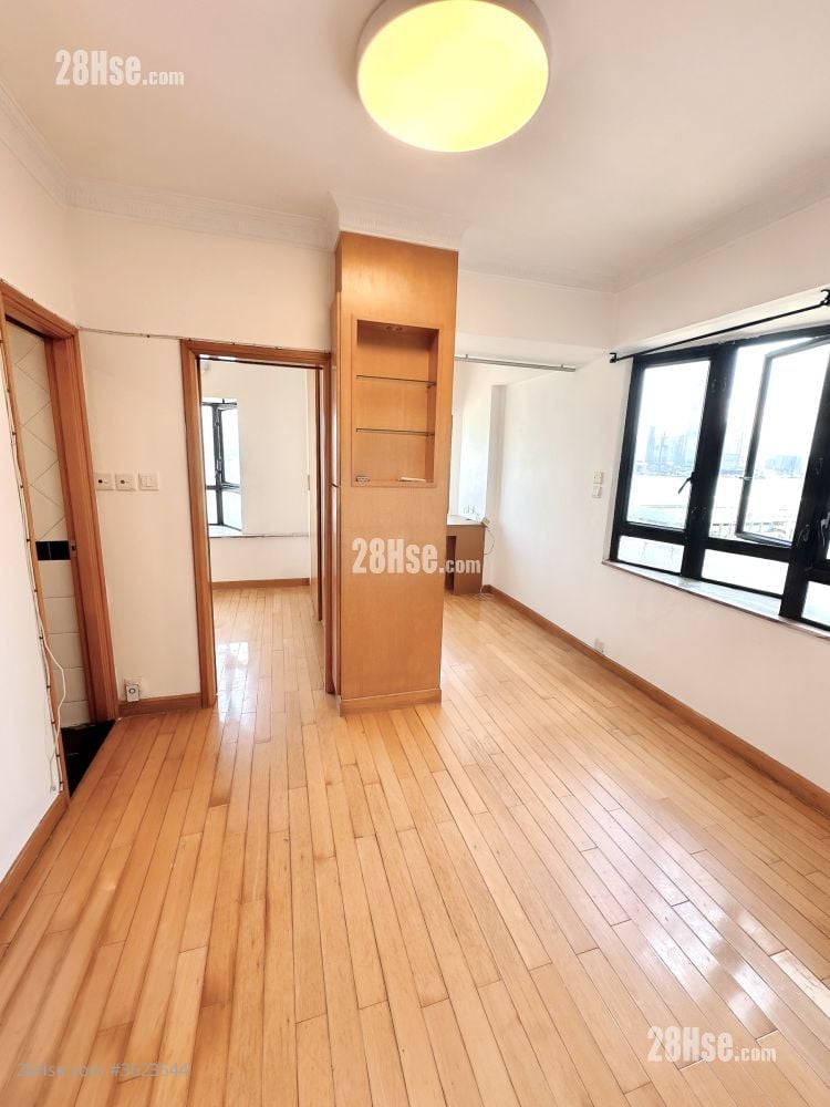 Connaught Garden Rental 2 Bedrooms , 1 Bathroom 340 ft²