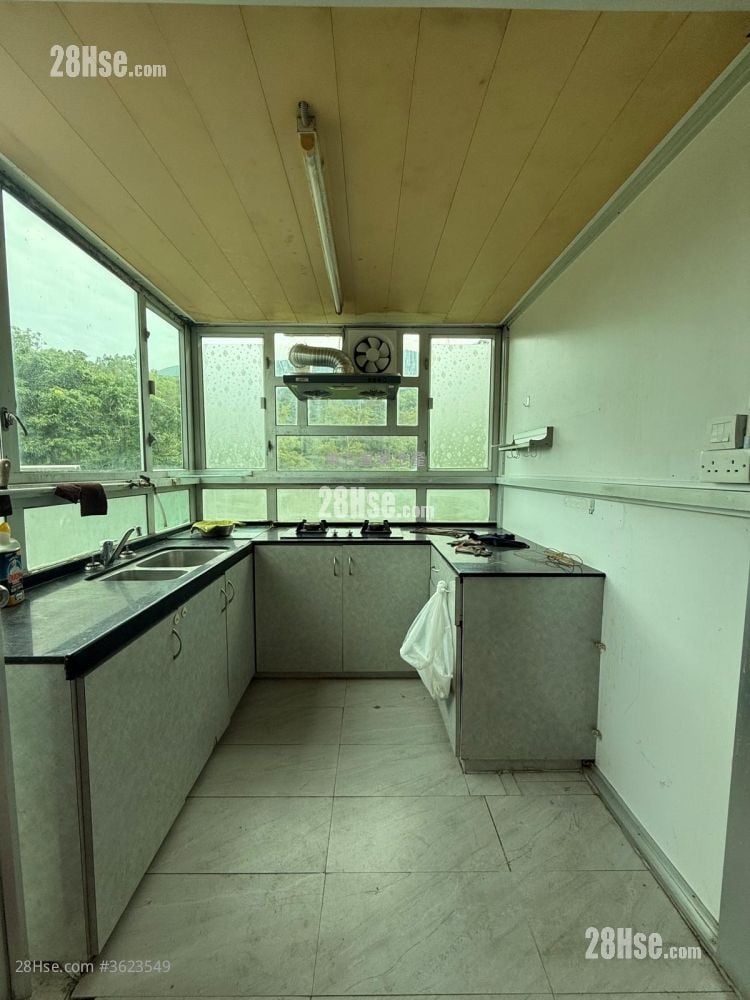 Village Rental 2 Bedrooms , 1 Bathroom 500 ft² Village Rental 2 Bedrooms , 1 Bathroom 500 ft²