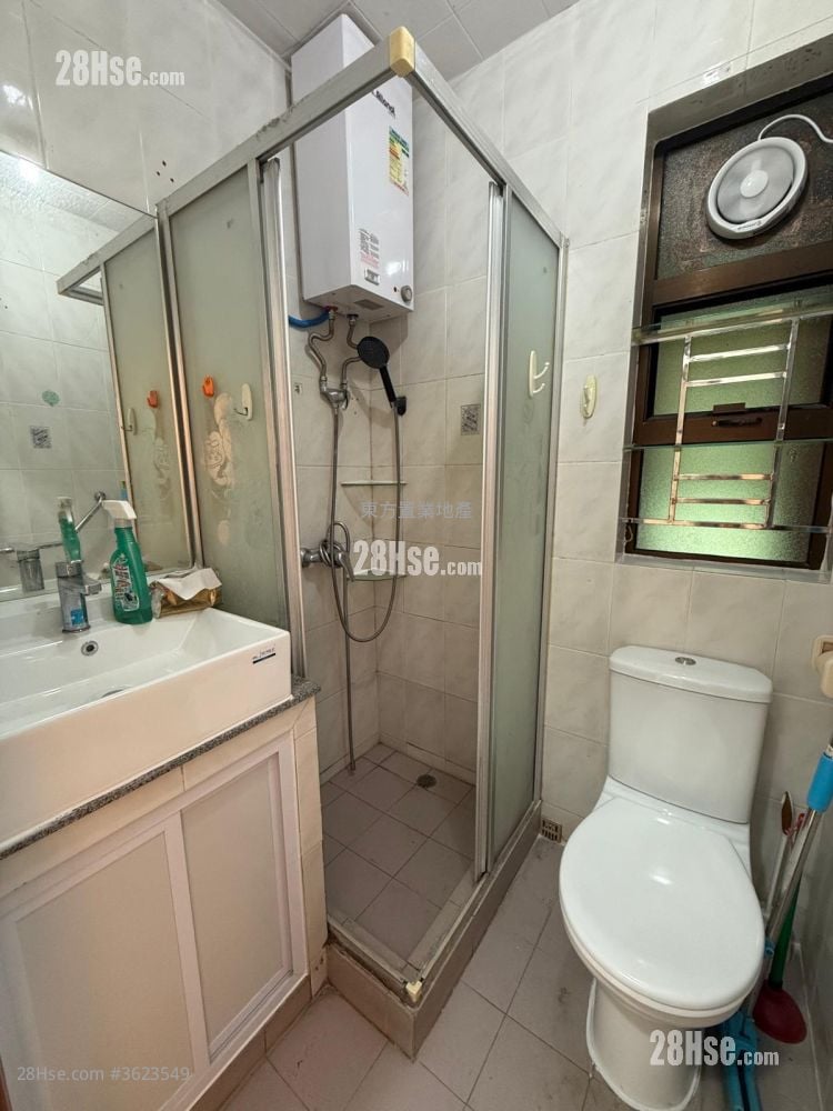 Village Rental 2 Bedrooms , 1 Bathroom 500 ft² Village Rental 2 Bedrooms , 1 Bathroom 500 ft²