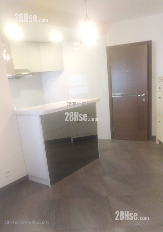 景峰花园 租盘 2 房 , 1 浴室 409 平方尺