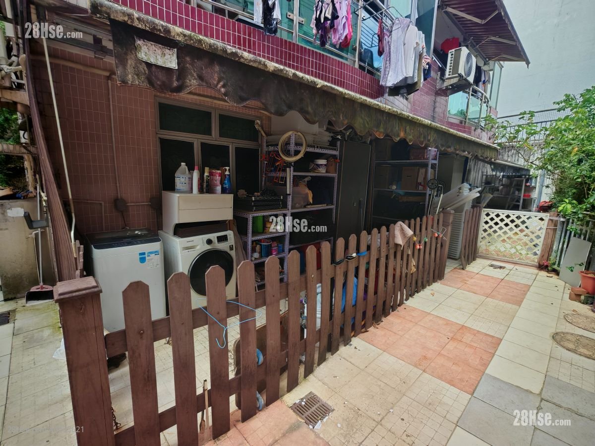 赤泥坪 租盤 2 房 , 1 浴室 290 平方呎