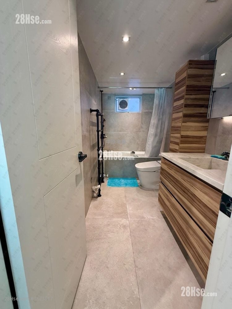 Everwell Garden Sell 4 Bedrooms , 2 Bathrooms 1,496 ft² Everwell Garden Sell 4 Bedrooms , 2 Bathrooms 1,496 ft²