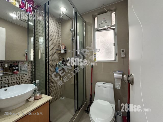 Yu Chui Court Sell 650 ft² Yu Chui Court Sell 650 ft²