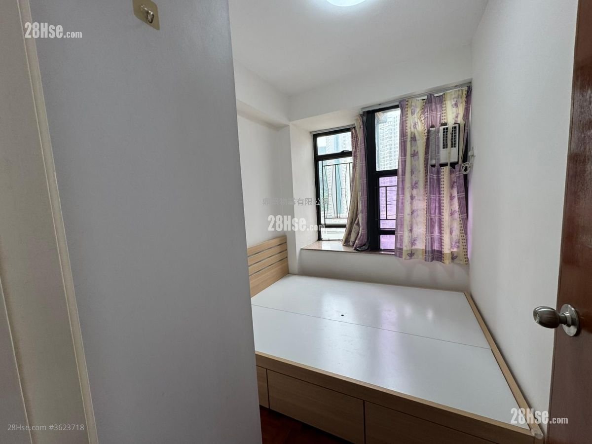 康怡花園 租盤 2 房 , 1 浴室 466 平方呎 康怡花園 租盤 2 房 , 1 浴室 466 平方呎