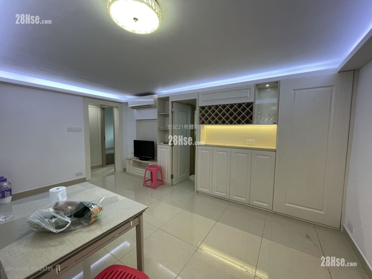 Cheung Wah Estate Sell 2 Bedrooms , 1 Bathroom 443 ft²
