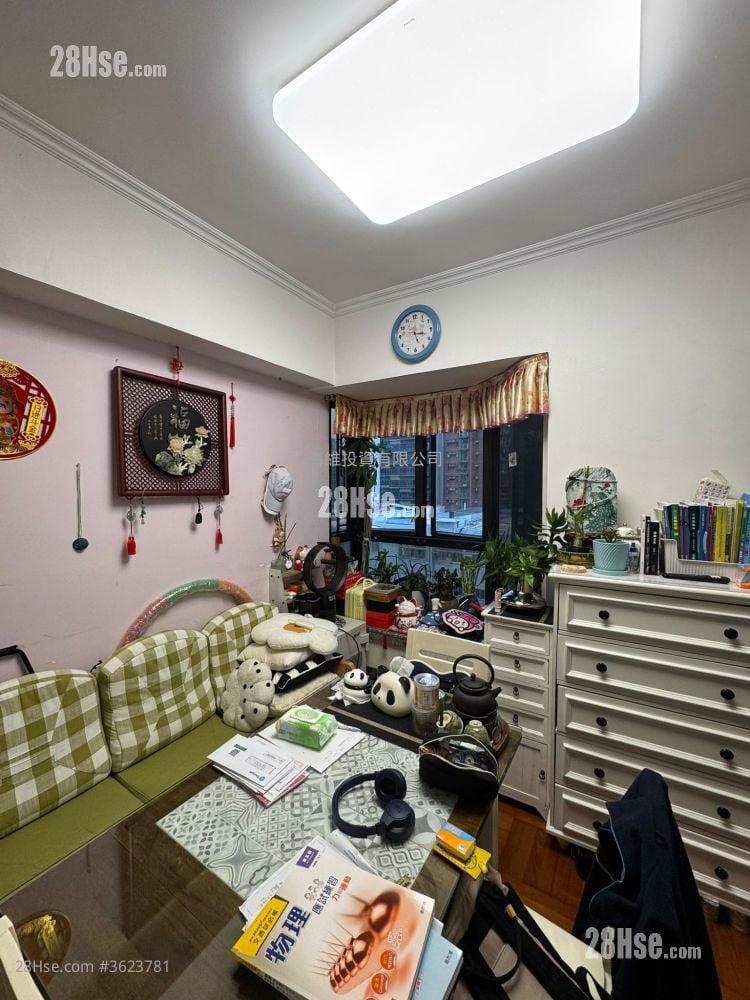 Metropolitan Rise Sell 2 Bedrooms 385 ft² Metropolitan Rise Sell 2 Bedrooms 385 ft²