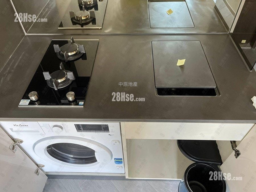 The Royale Sell 1 Bedroom , 1 Bathroom 362 ft² The Royale Sell 1 Bedroom , 1 Bathroom 362 ft²