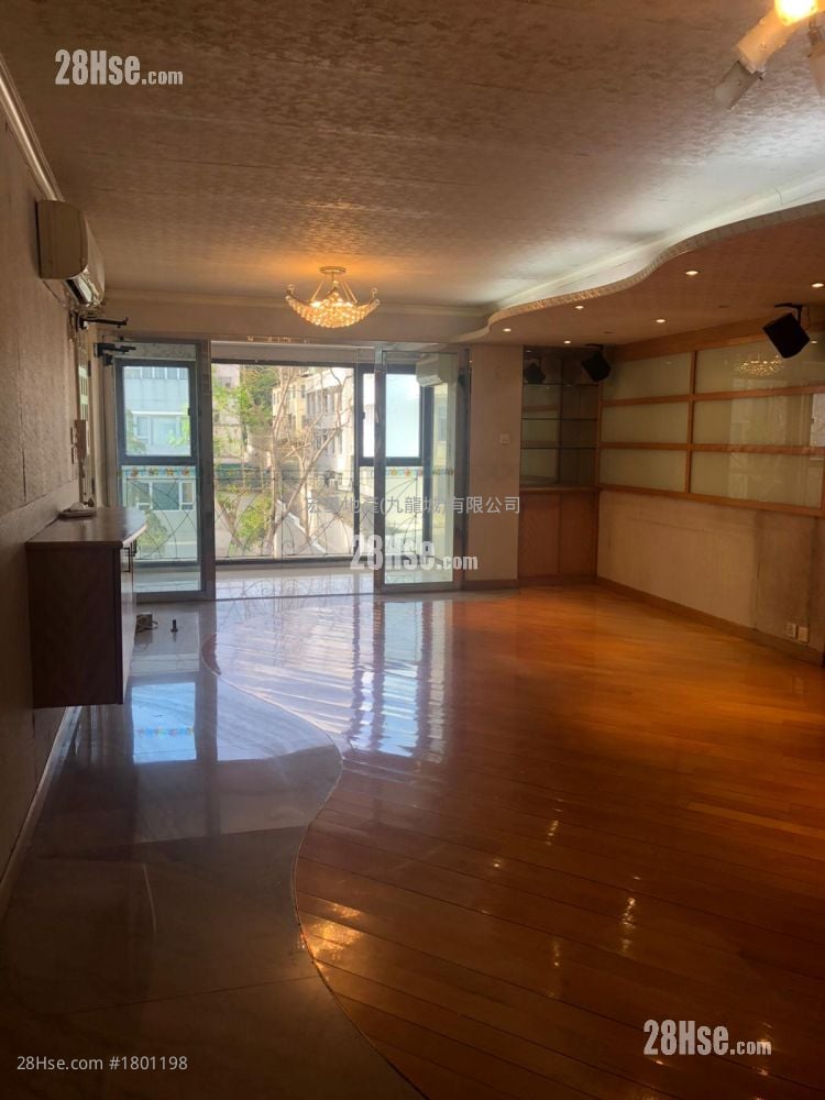 嘉皇花园 租盘 4 房 , 3 浴室 1,082 平方尺 嘉皇花园 租盘 4 房 , 3 浴室 1,082 平方尺