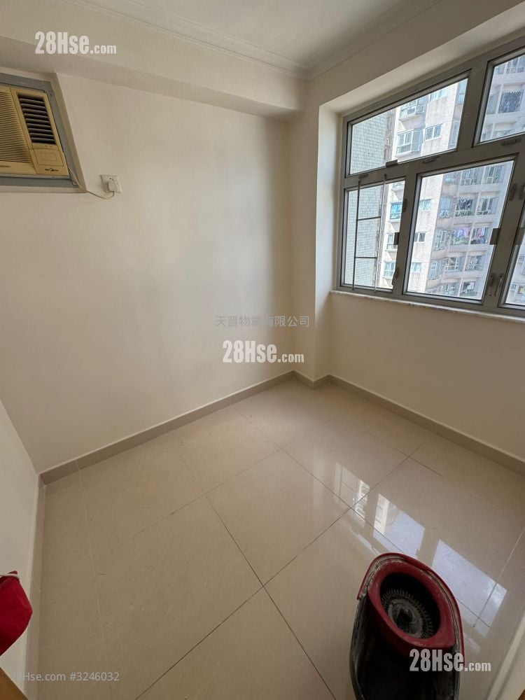 Sunshine Plaza Rental 3 Bedrooms , 1 Bathroom 384 ft² Sunshine Plaza Rental 3 Bedrooms , 1 Bathroom 384 ft²