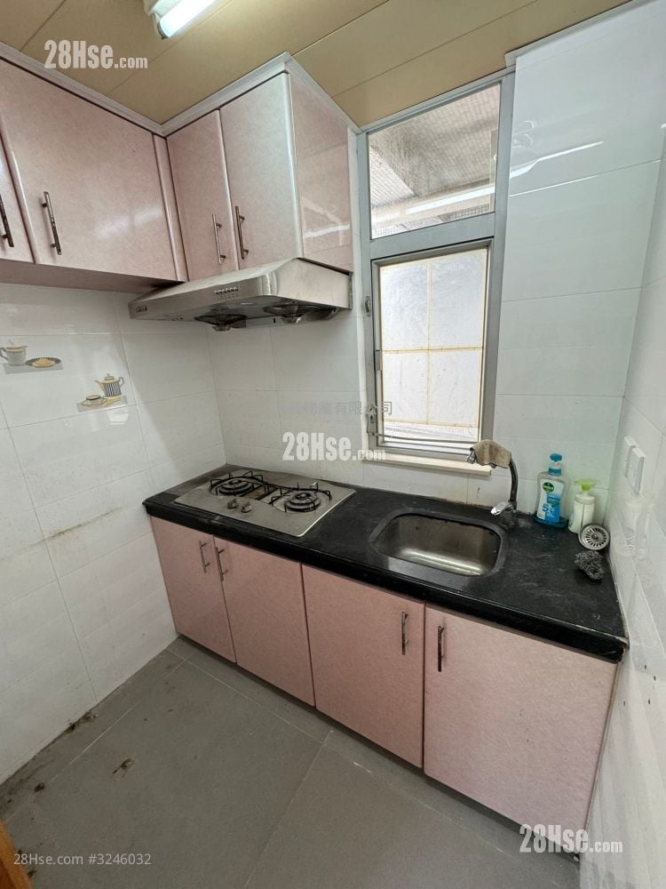 Sunshine Plaza Rental 3 Bedrooms , 1 Bathroom 384 ft² Sunshine Plaza Rental 3 Bedrooms , 1 Bathroom 384 ft²