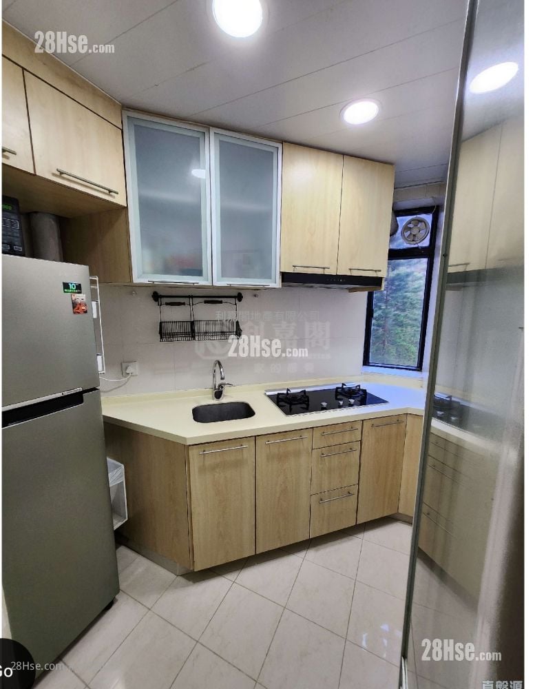 康怡花园 售盘 2 房 , 1 浴室 524 平方尺 康怡花园 售盘 2 房 , 1 浴室 524 平方尺