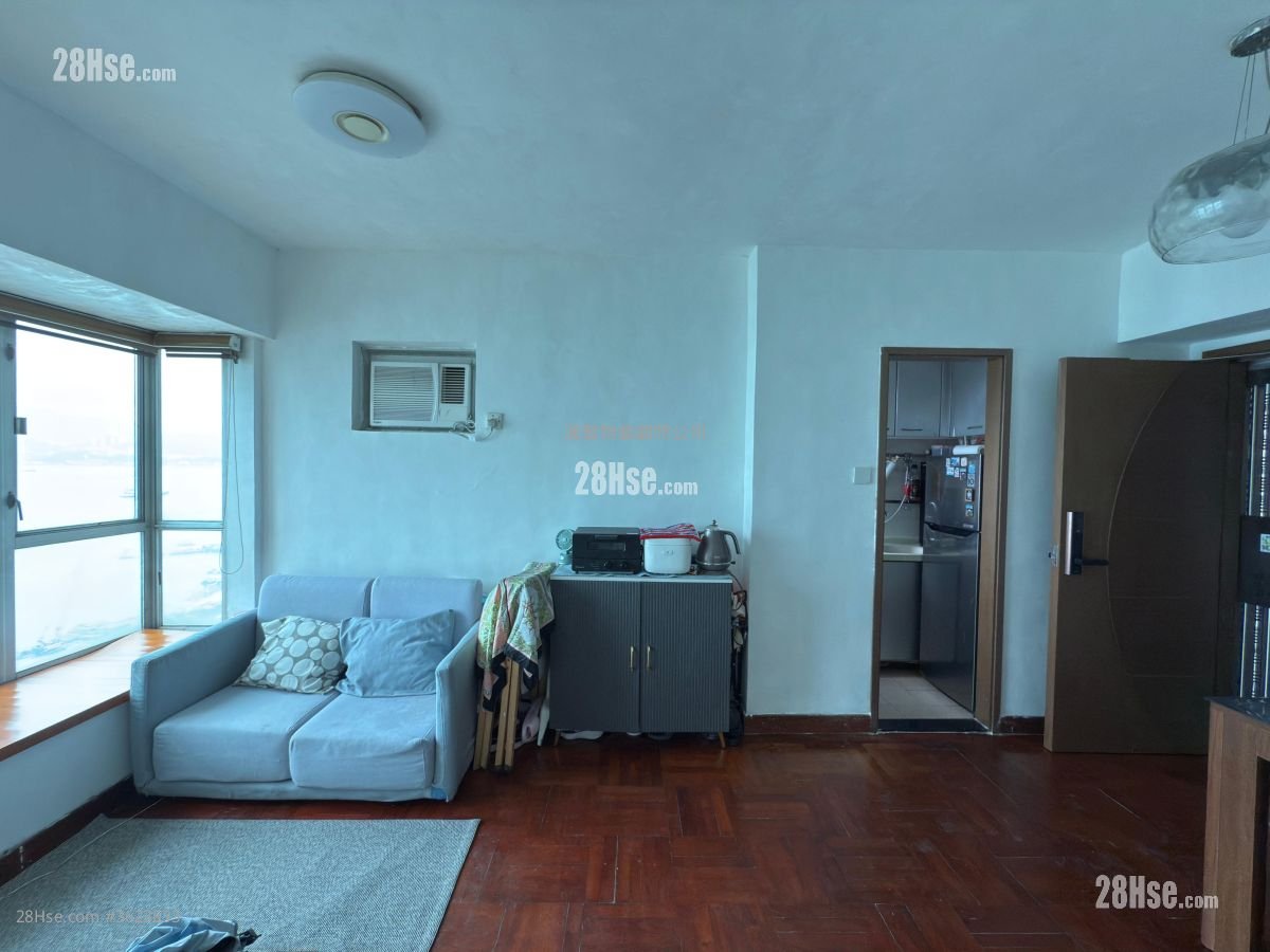 Lung Cheung Garden Sell 2 Bedrooms , 1 Bathroom 369 ft² Lung Cheung Garden Sell 2 Bedrooms , 1 Bathroom 369 ft²