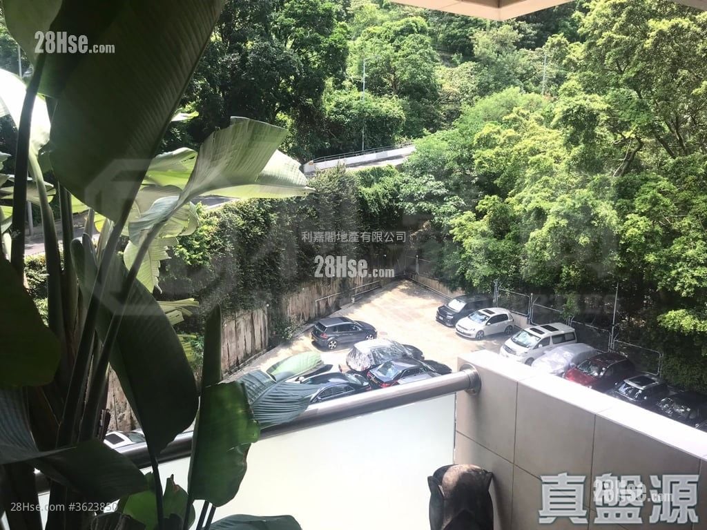 寶馬臺 售盤 3 房 , 2 浴室 728 平方呎