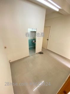 唐楼 租盘 2 房 , 1 浴室 210 平方尺 唐楼 租盘 2 房 , 1 浴室 210 平方尺