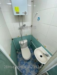 唐楼 租盘 2 房 , 1 浴室 210 平方尺 唐楼 租盘 2 房 , 1 浴室 210 平方尺