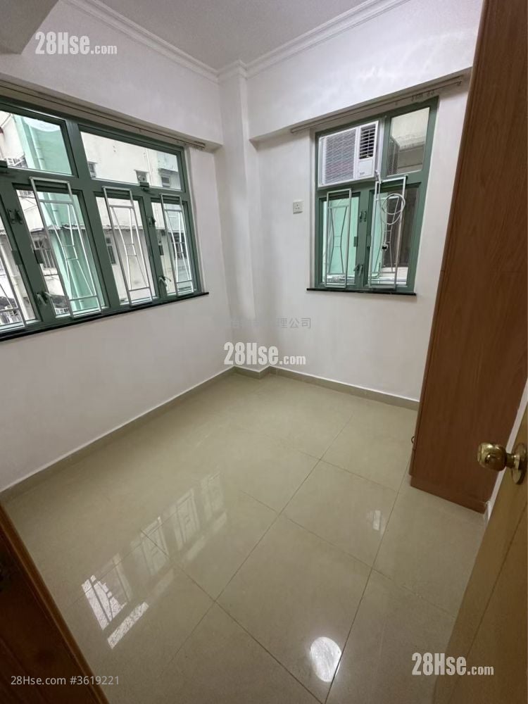 Honour Building Rental 2 Bedrooms , 1 Bathroom 310 ft²