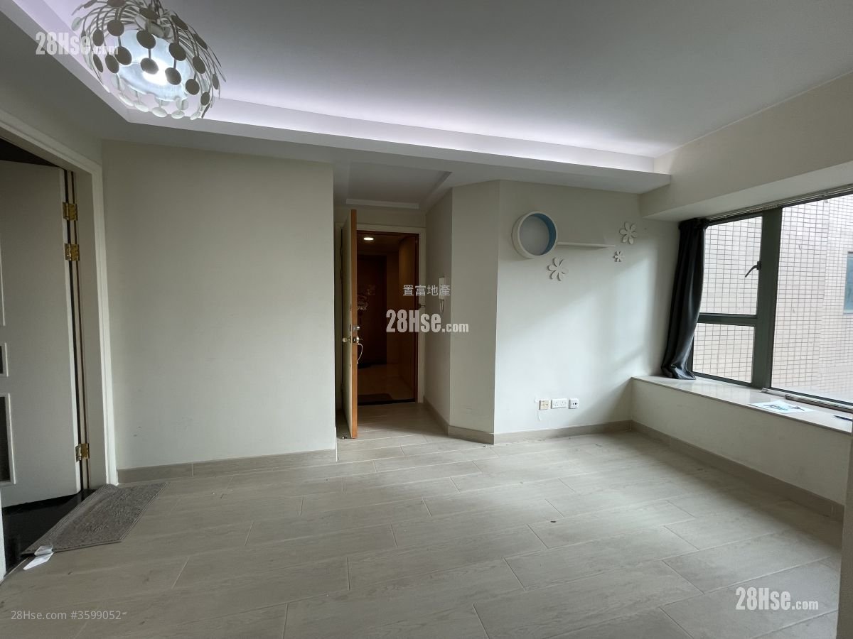 月海灣 租盤 2 房 , 1 浴室 403 平方呎