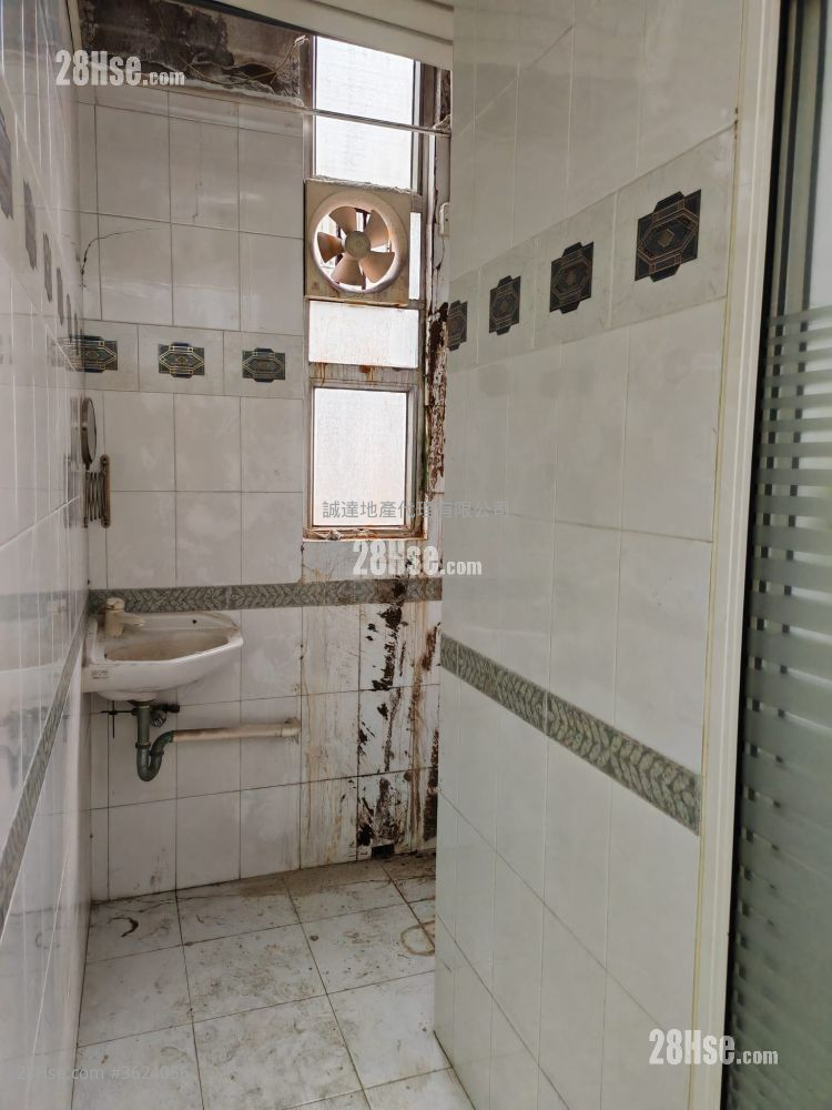 Tak Fung Industrial Centre Sell Studio , 1 Toilet Tak Fung Industrial Centre Sell Studio , 1 Toilet
