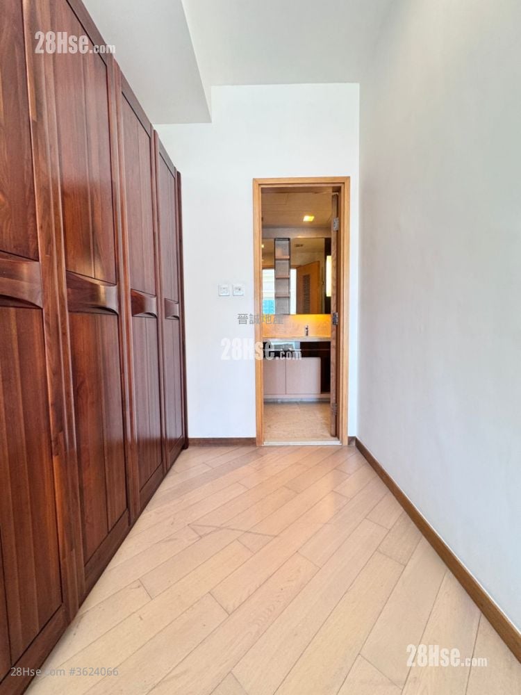 Avignon Sell 5+ Bedrooms , 4 Bathrooms 1,564 ft² Avignon Sell 5+ Bedrooms , 4 Bathrooms 1,564 ft²