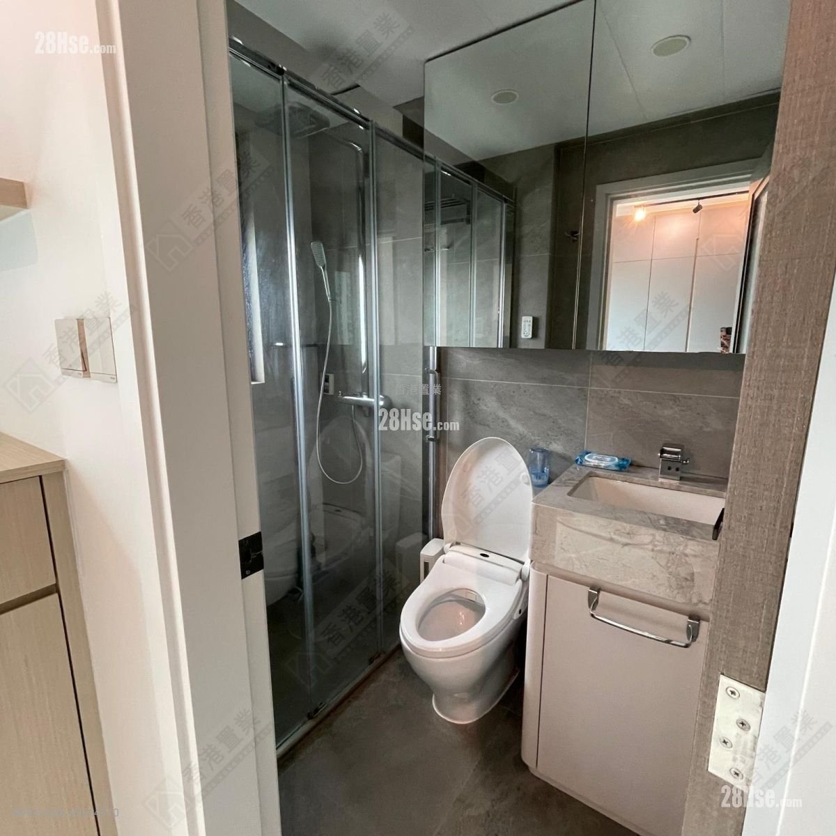 時尚華庭 租盤 開放式間隔 , 1 浴室 271 平方呎 時尚華庭 租盤 開放式間隔 , 1 浴室 271 平方呎